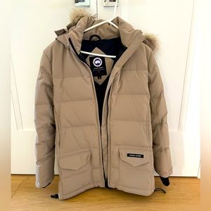 Canada Goose Womens Solaris Parka, tan size small